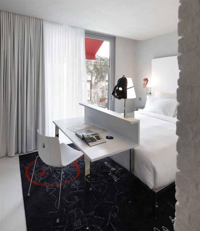 mama-shelter-quirky-hotel2
