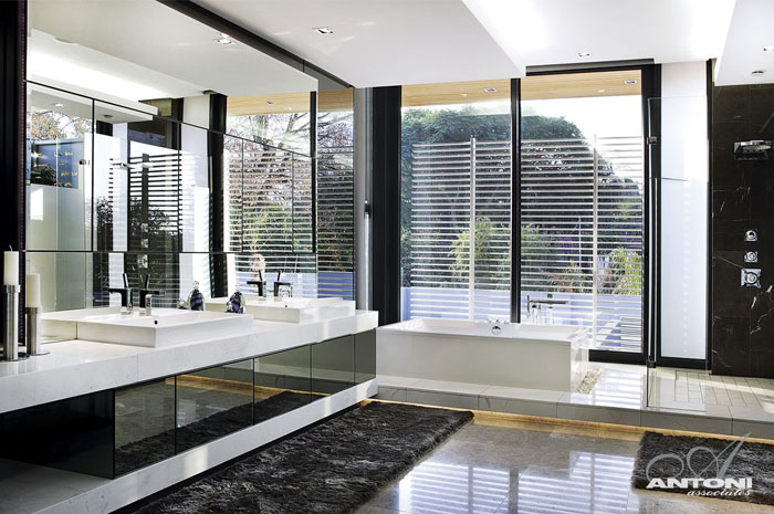 glamor-style-bathroom