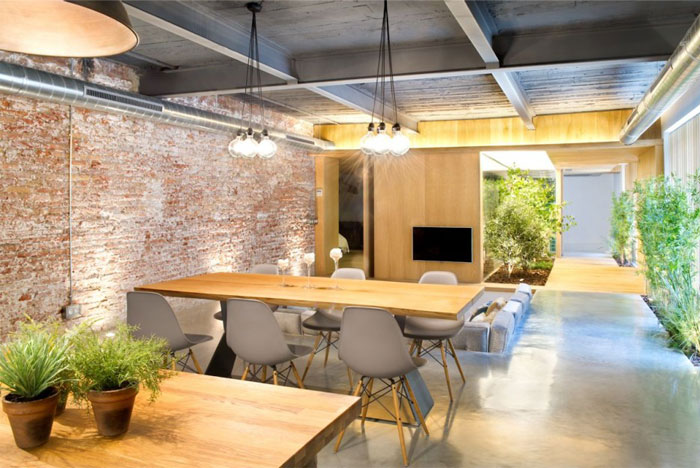 industrial-warm-county-house-style