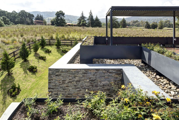 stone-wood-exotic-textures-garden