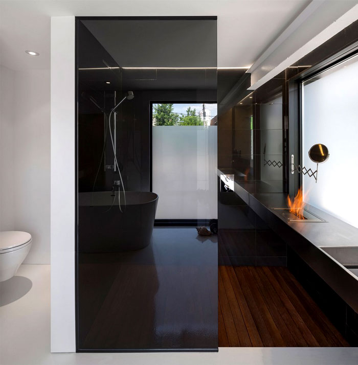 elegant-bathroom-interior