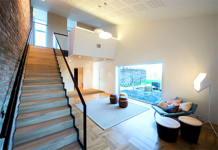 zeb-pilot-house-9