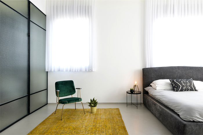 penthouse holon omy design 5