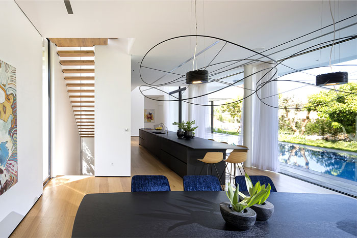 contemporary L shaped house 14