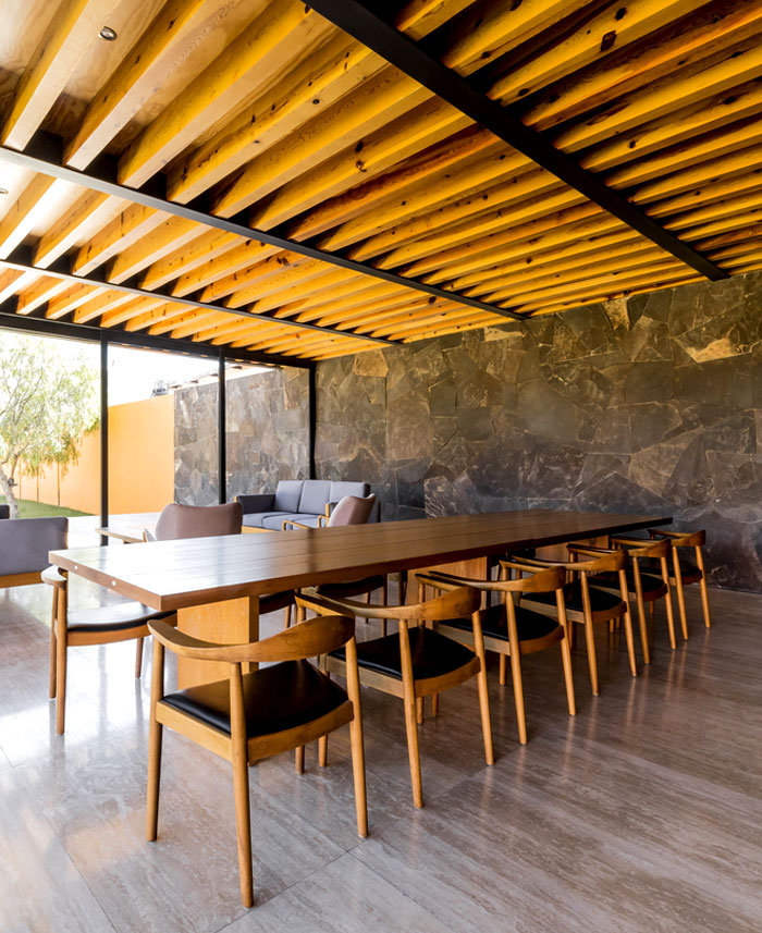 55 Dining Room Wall Decor Ideas dining room stone walls decor ideas 5
