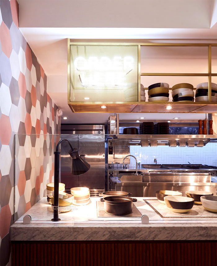 dig inn boston restaurant 6