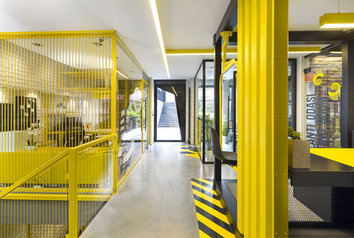 black yellow emre group office 31