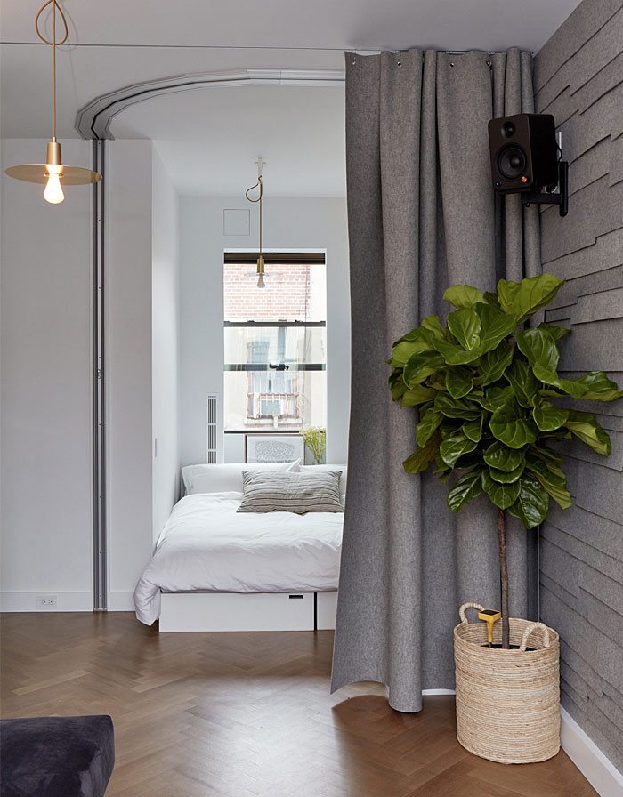 22 Ideas to Hide a Guest Bed bed behind the curtain