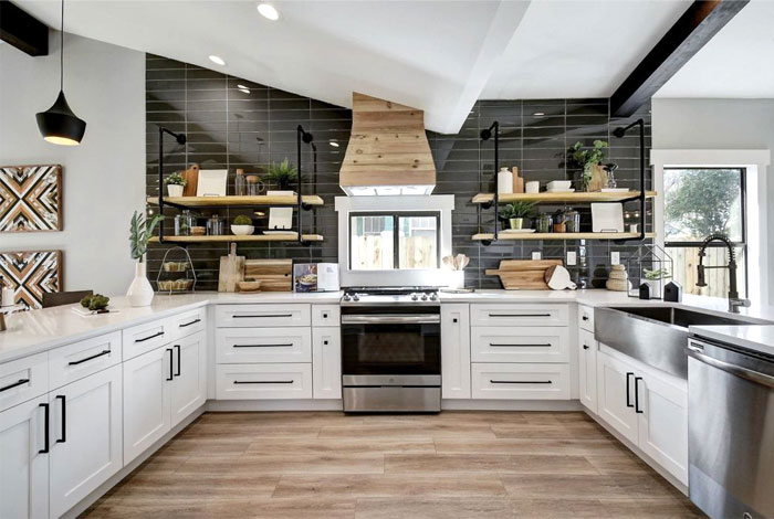 U-Shaped Open Plan Kitchen Dining Room