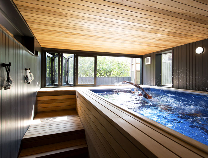 hillside midcentury shed architecture and design 4