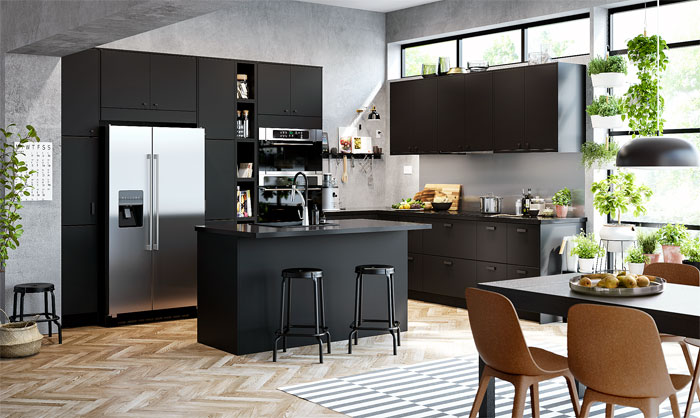 kandidatskole At passe Besøg bedsteforældre 80 Black Kitchen Cabinets – The Most Creative Designs & Ideas - InteriorZine