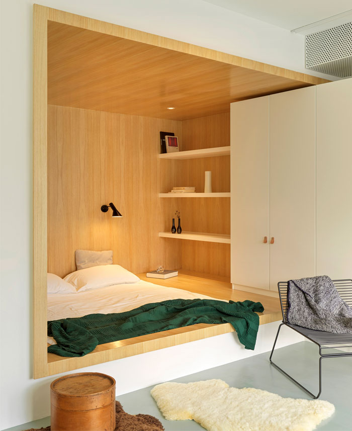 62 Minimalist Bedroom Ideas That Are Anything But Boring - InteriorZine
