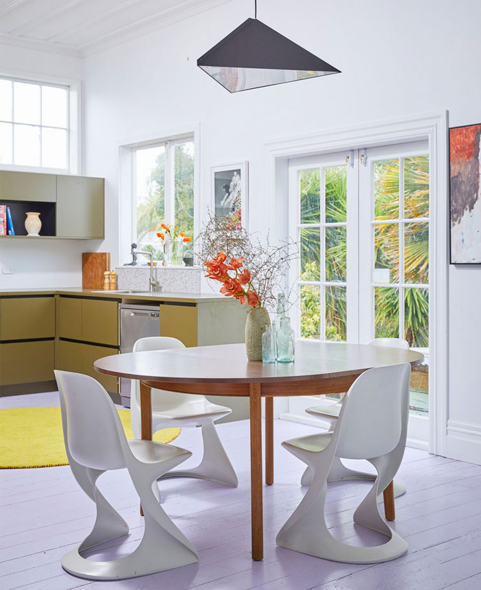 65 Adorable Mid Century Modern Kitchen Ideas modern kitchen round dining table 4