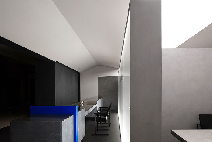 novacolor paint showroom 9