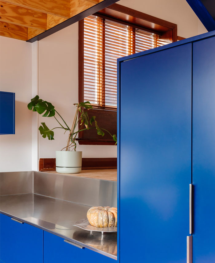 65 Blue Kitchen Cabinet Ideas for Your Decorating Inspiration - InteriorZine