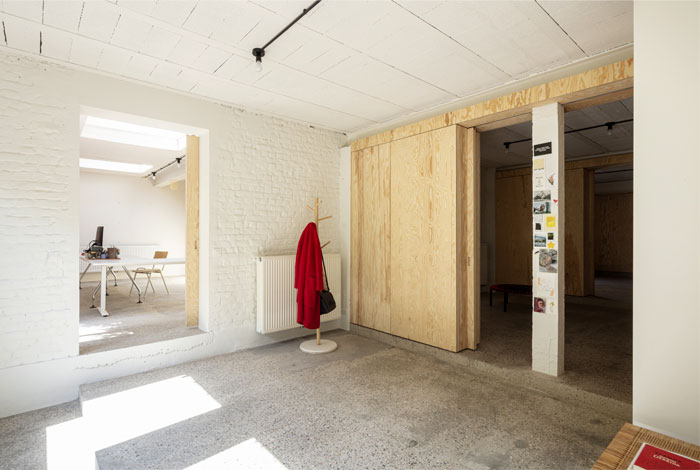 grid house 12